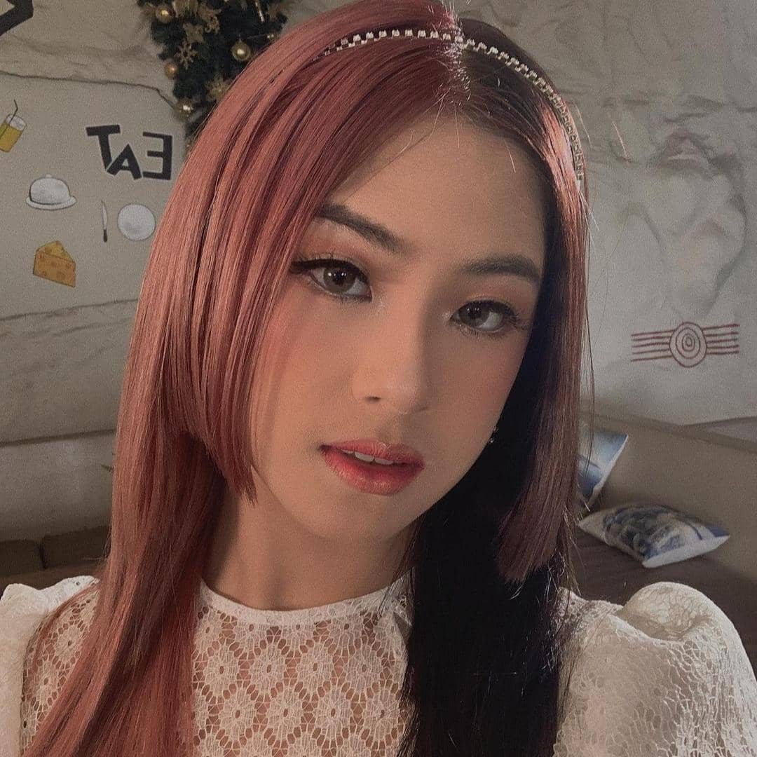 instagram.com/kezia.lizina