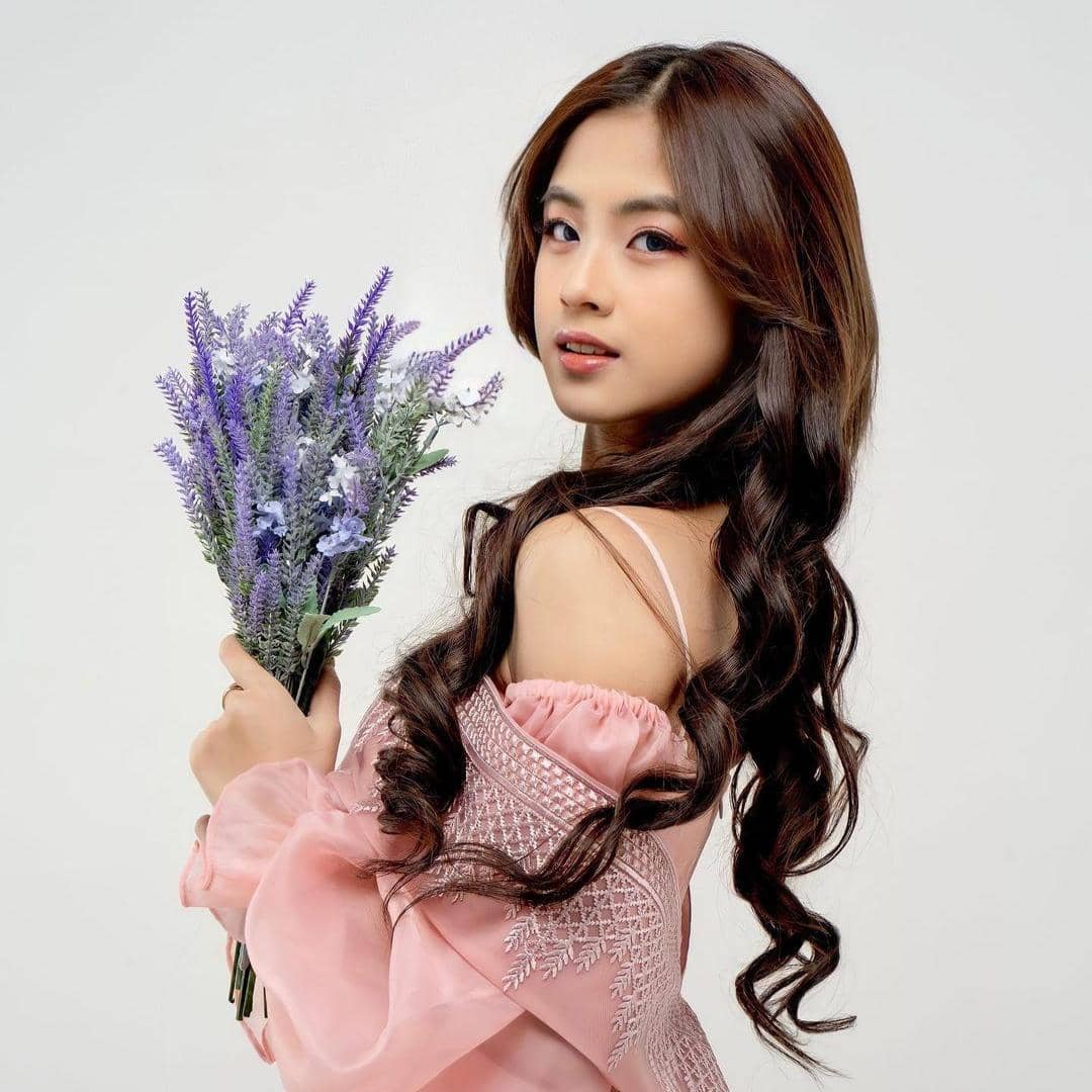 instagram.com/starbeofficial