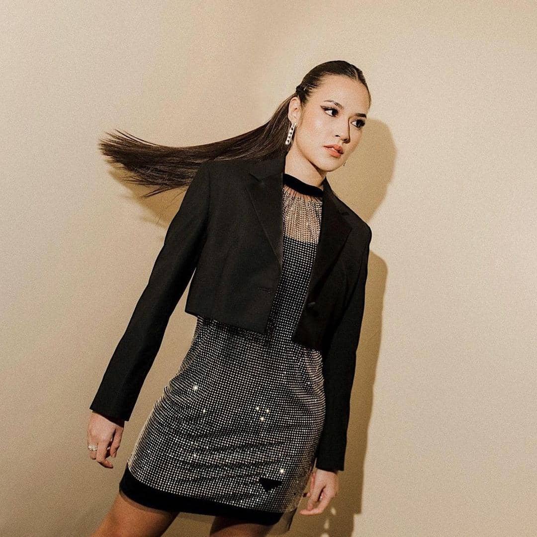 instagram.com/raisa6690