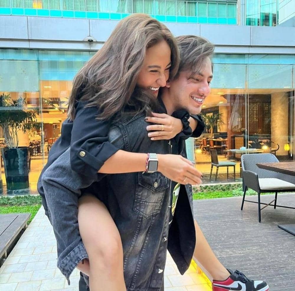 Instagram.com/naonomnom