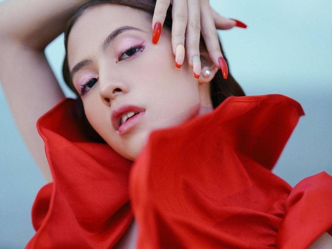 Instagram.com/zaraadhsty