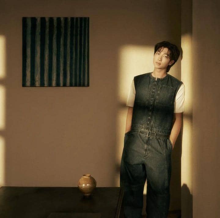 Instagram.com / rkive