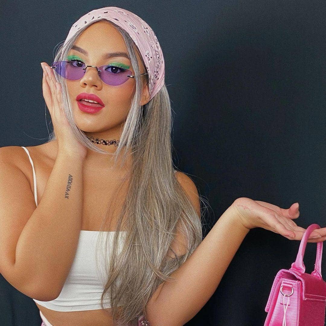 instagram.com/shafaharris