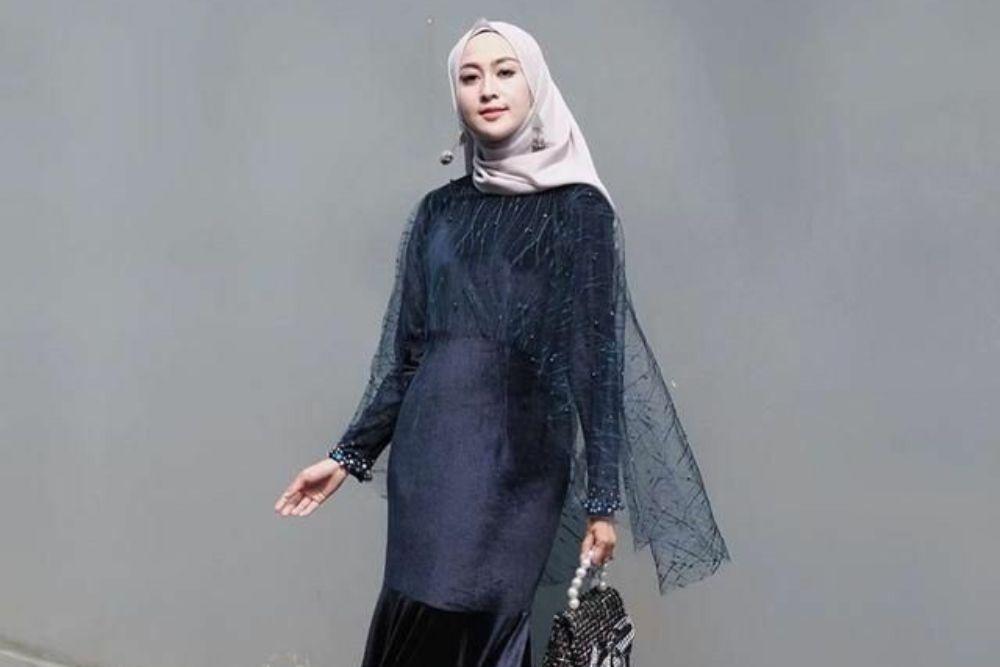 10 Variasi Ujung Lengan Baju Gamis, Fashionable dan Kekinian!