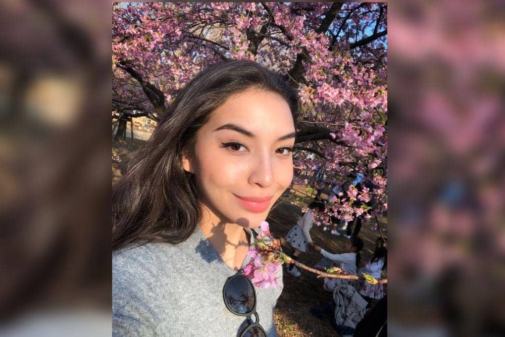 instagram.com/manodelia