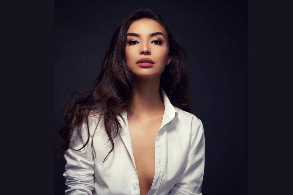 instagram.com/manodelia