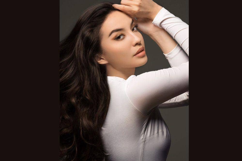 instagram.com/manodelia