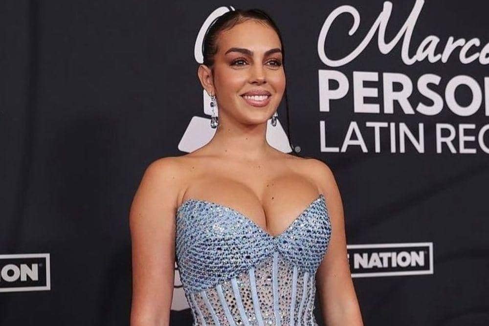 instagram.com/georginagio