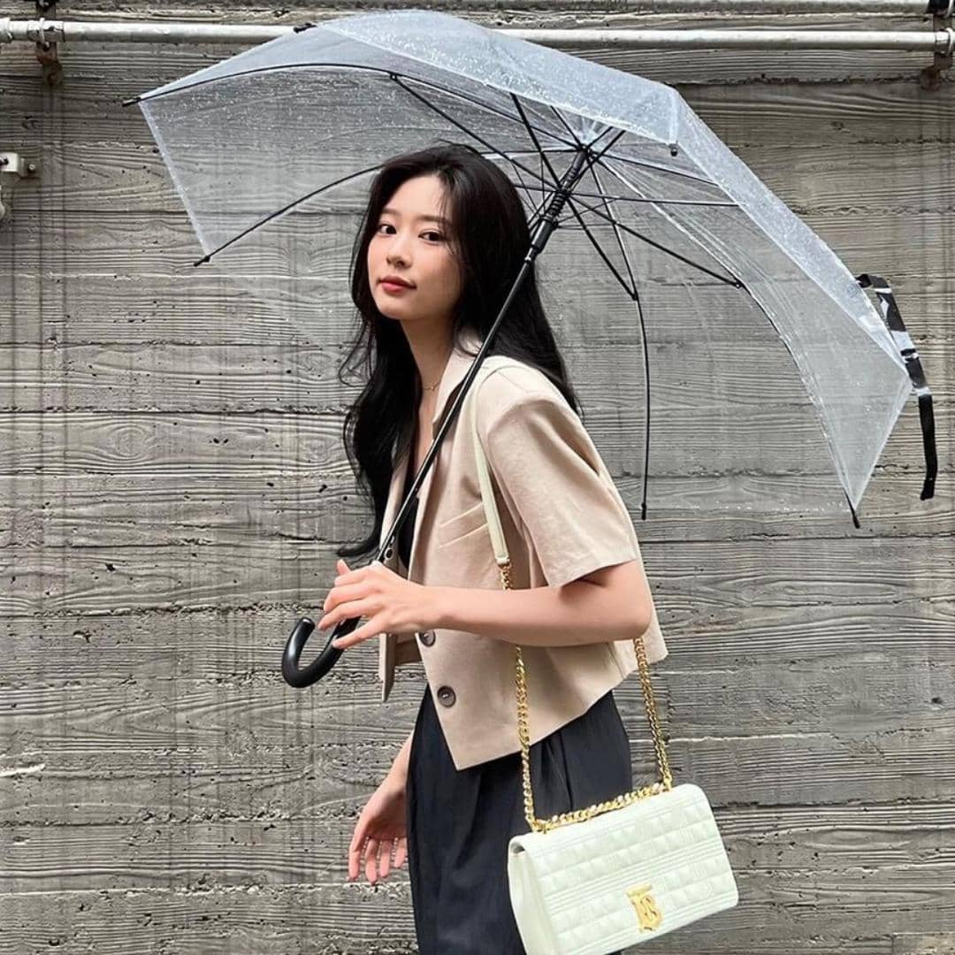 instagram.com/minn.__.ju