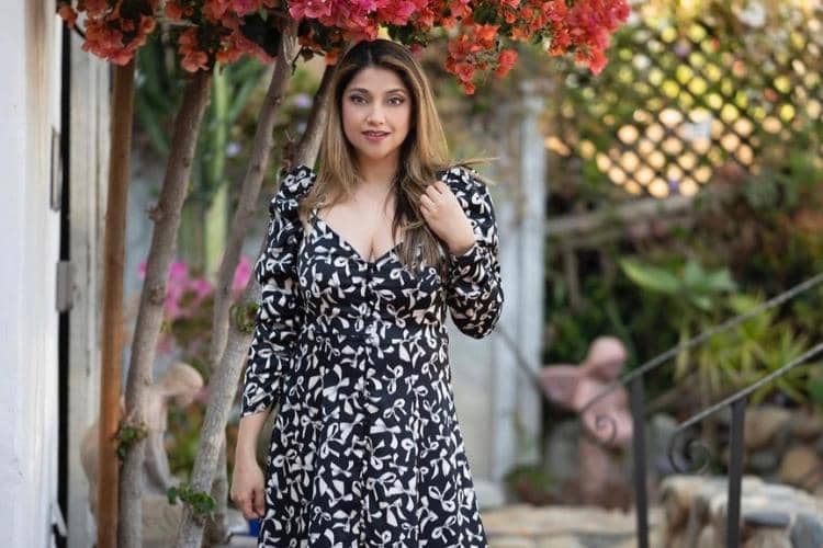 instagram.com/sazarita