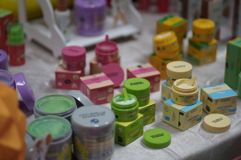 Popbela.com/Naturally Speaking by Erha