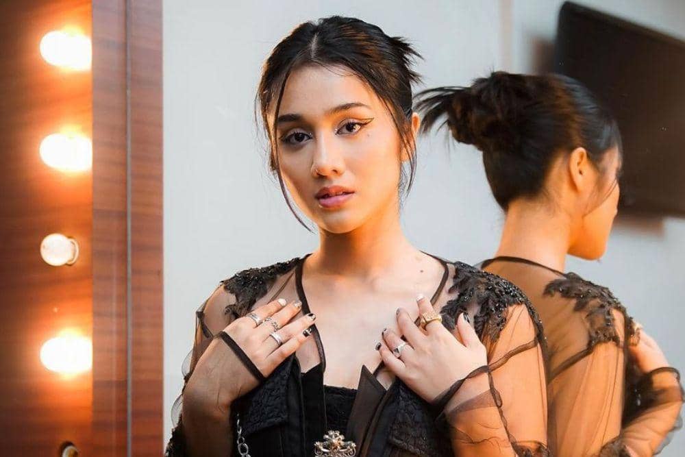 instagram.com/zulfamaharani