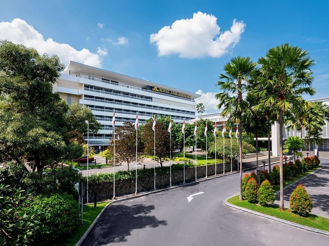 instagram.com/royalambarrukmo