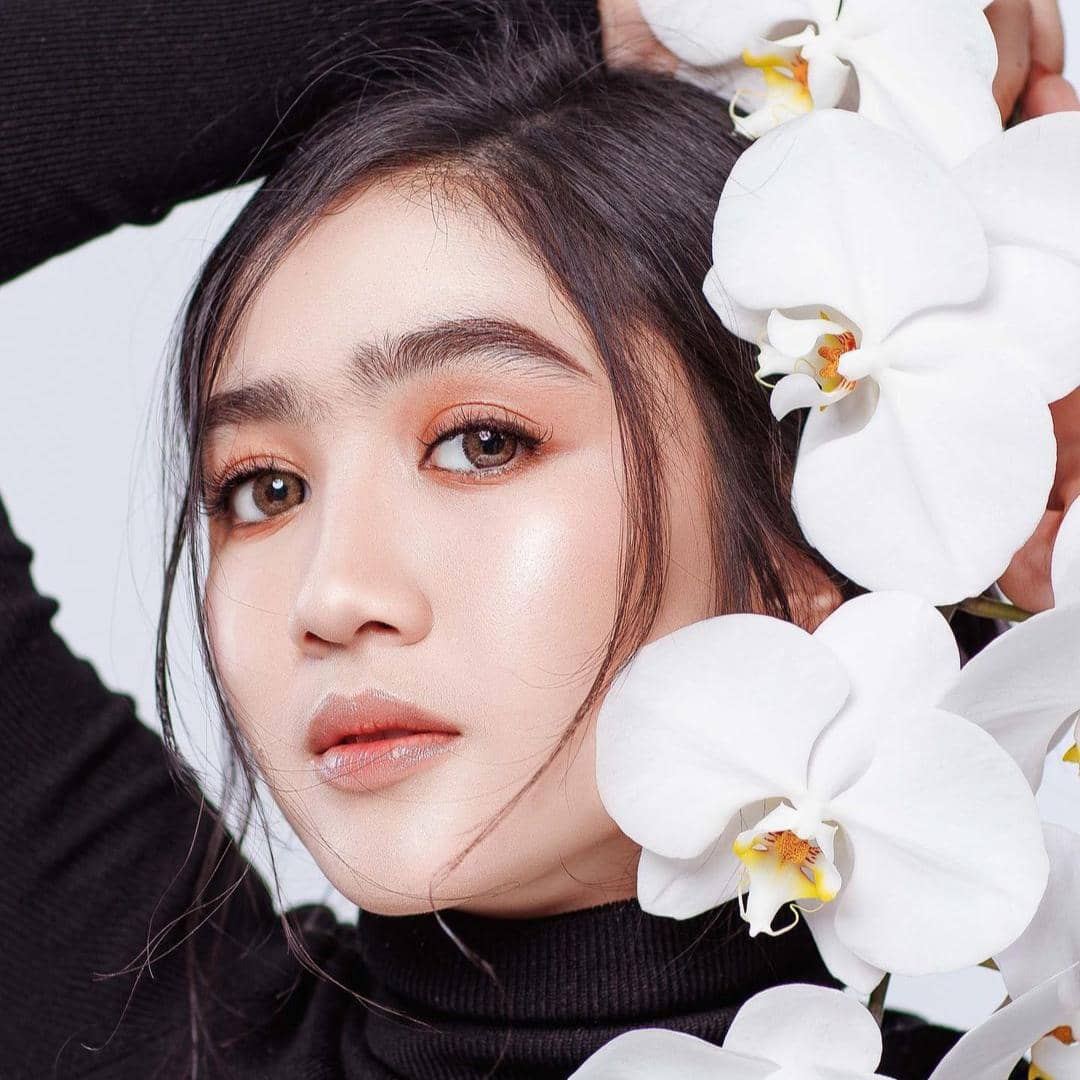 instagram.com/febbyrastanty