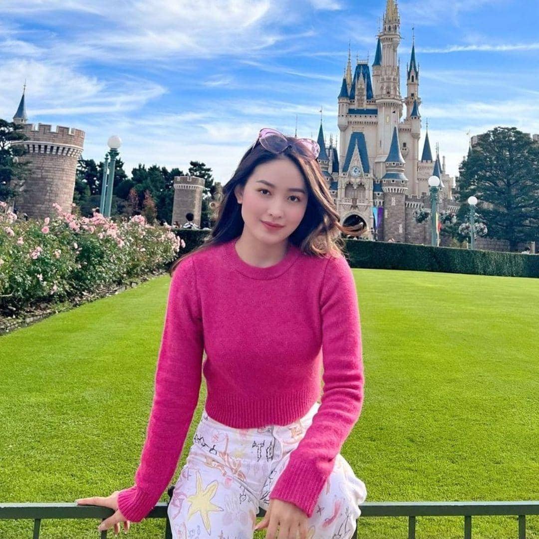 instagram.com/natashawilona12