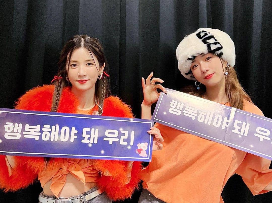 instagram.com/official.apink2011