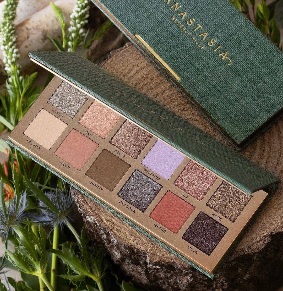 instagram.com/anastasiabeverlyhills