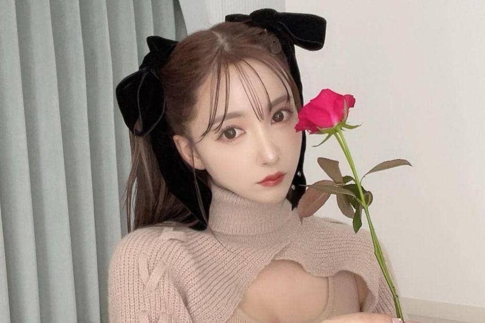 instagram.com/yua_mikami