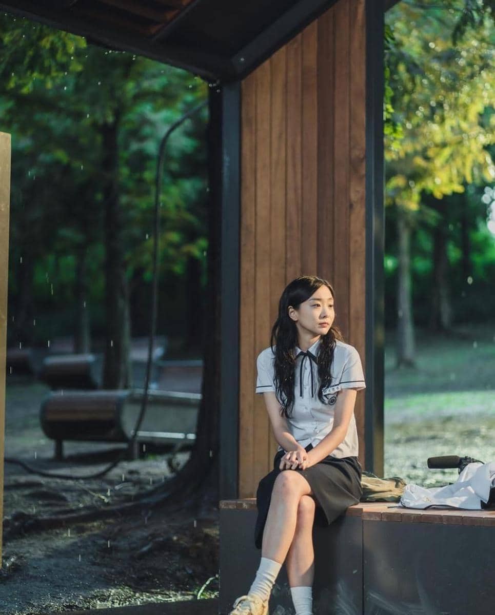 instagram.com/d_a___m_i