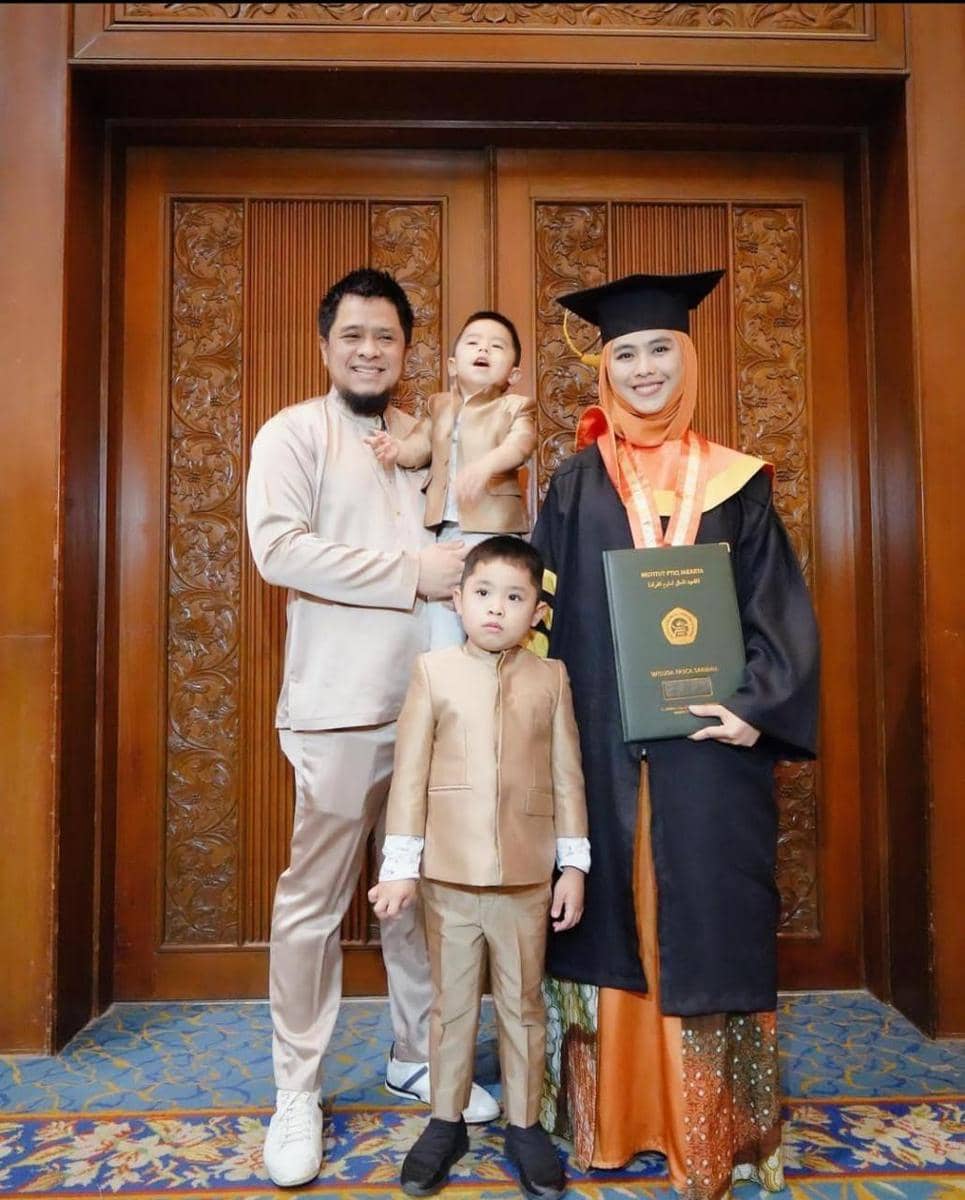 instagram.com/okisetianadewi