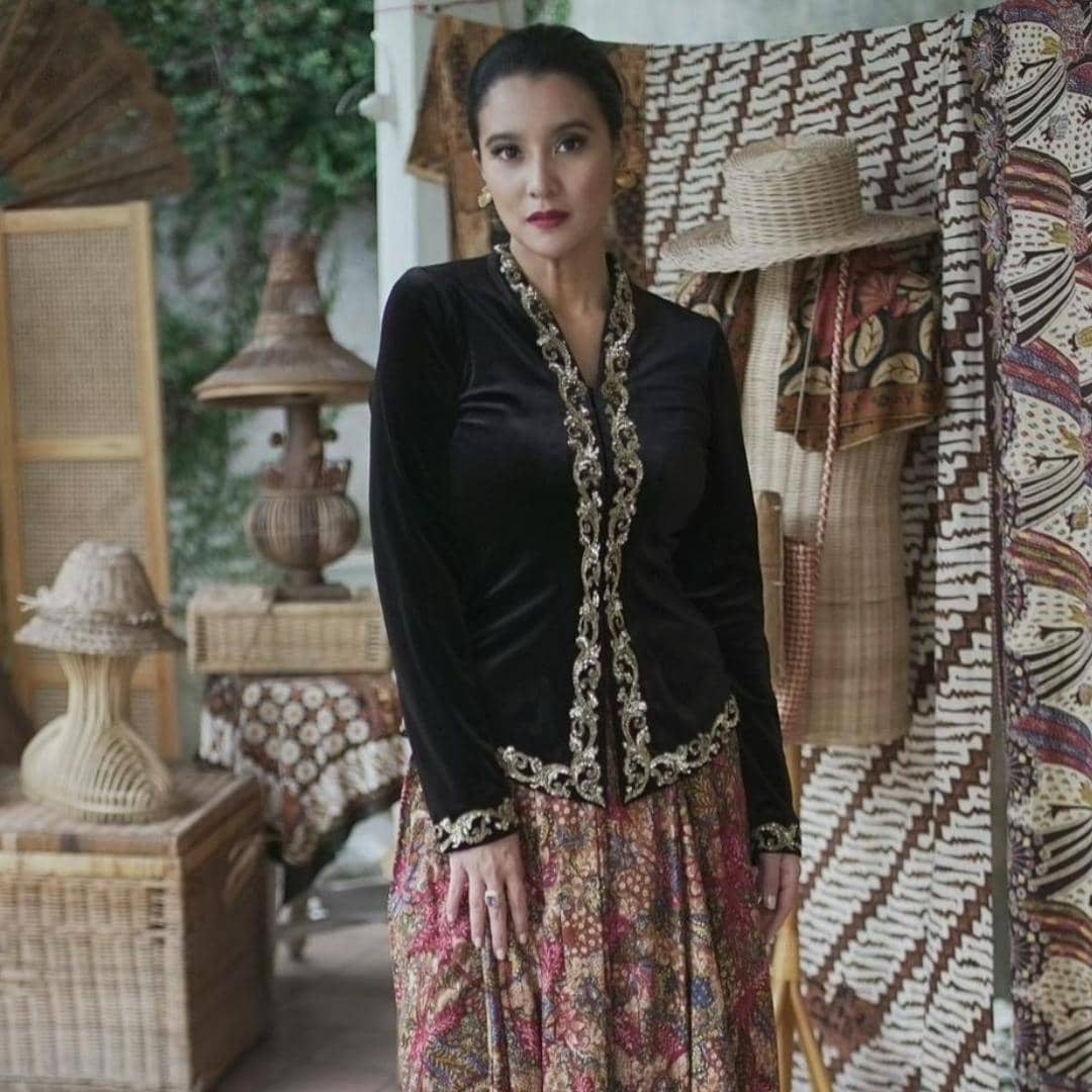 instagram.com/marcella.zalianty