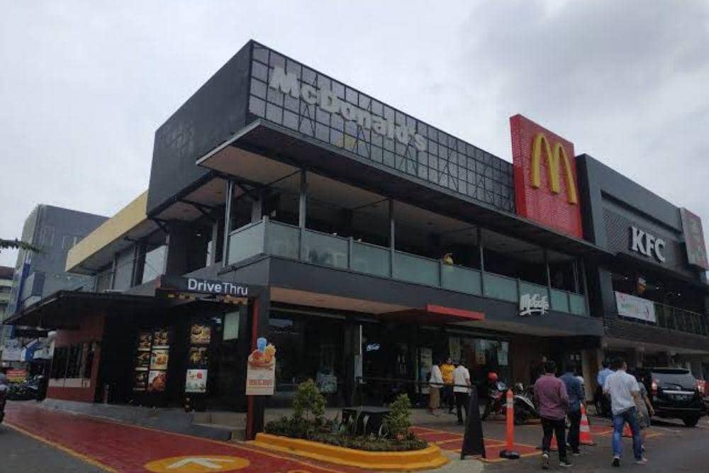 twitter.com/iyamrenzia