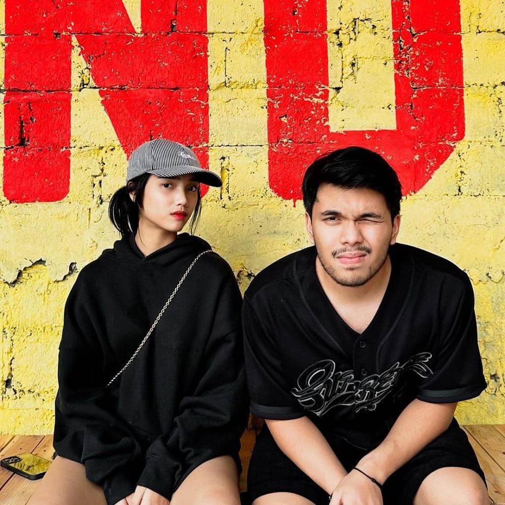 Instagram.com/thariqhalilintar