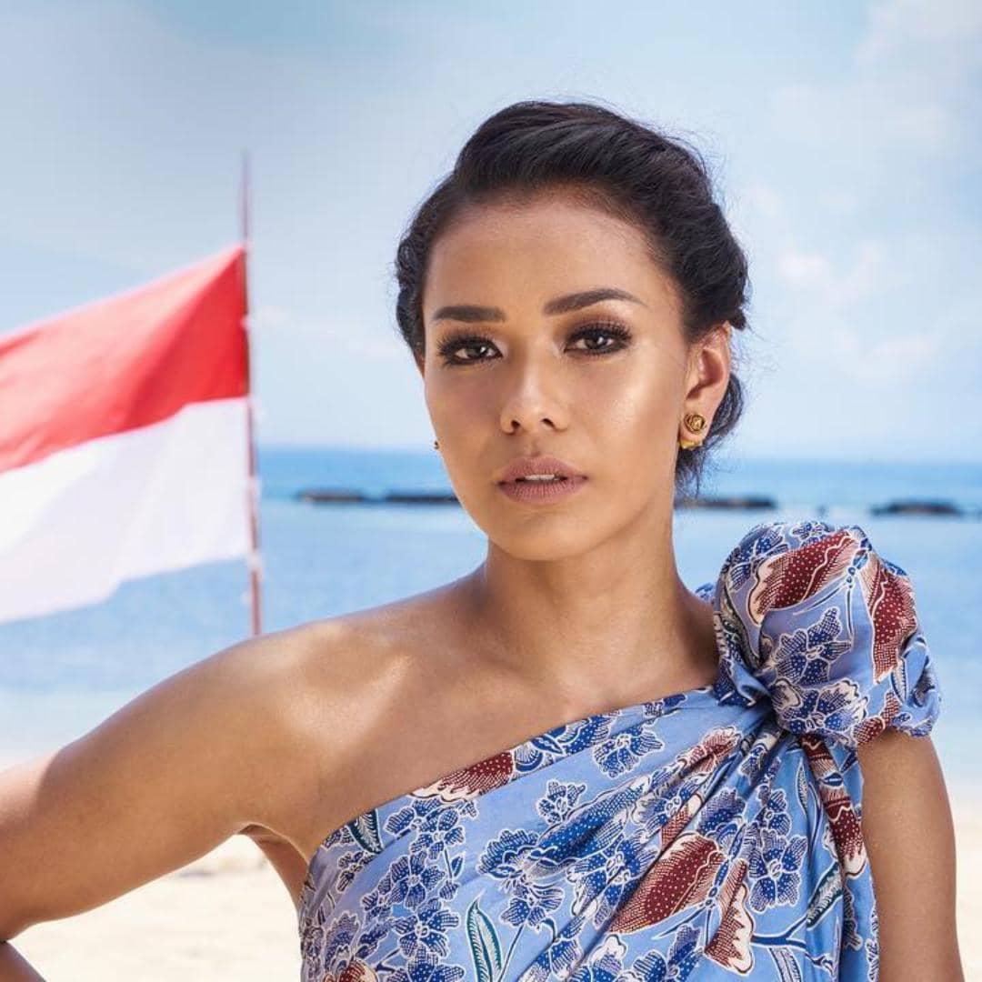 instagram.com/theadiniawirasti