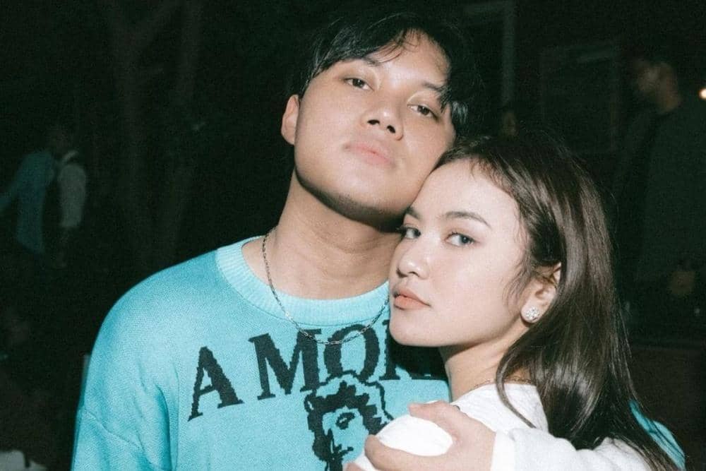 Baru Jadian! Para Artis Ini Temukan Tambatan Hati di Tahun 2022