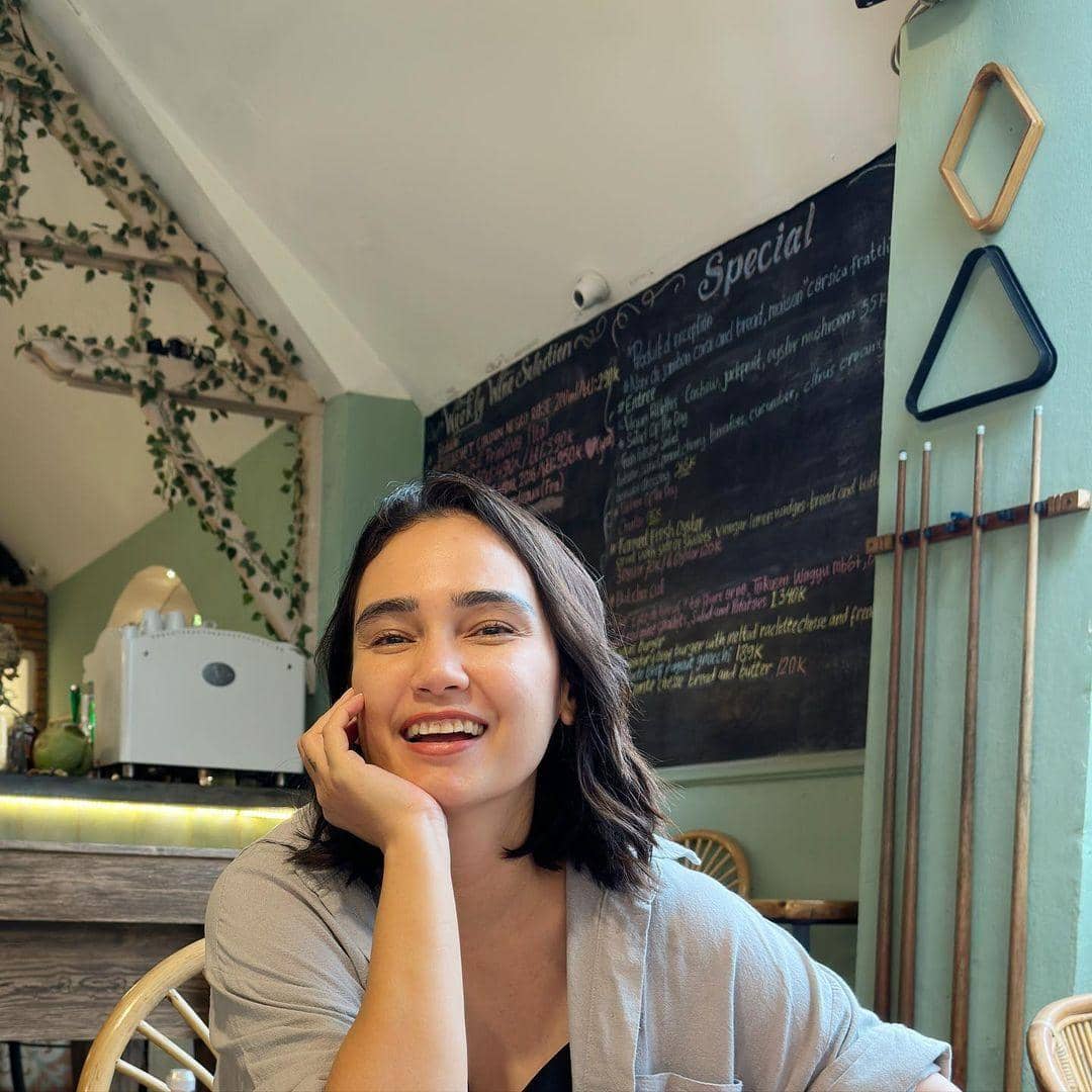 instagram.com/febyfebiola_