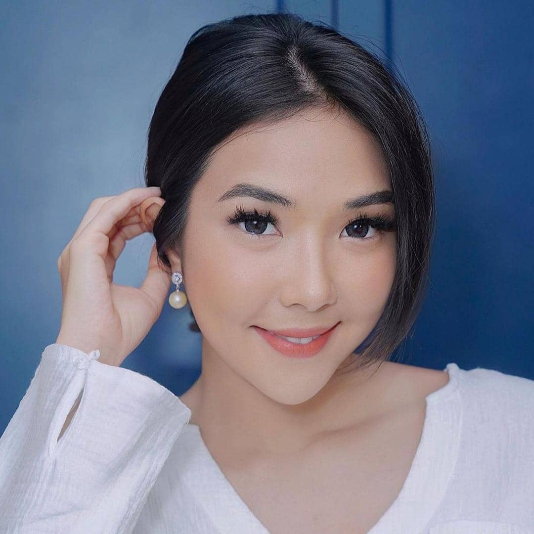 instagram.com/gisel_la