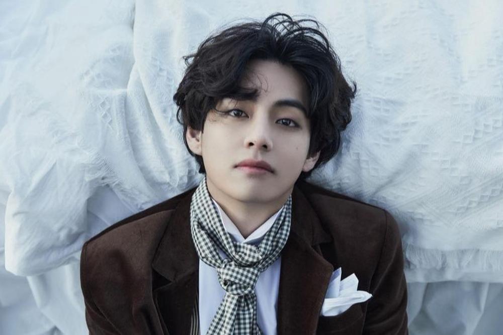 7 Idol K-Pop yang Pernah Alami Cinta Bertepuk Sebelah Tangan