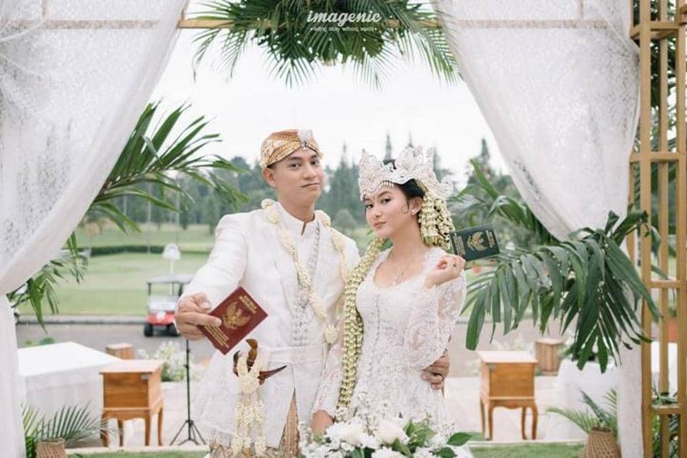 Instagram.com/dindaazani