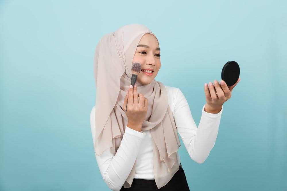 Shutterstock/Amorn Suriyan