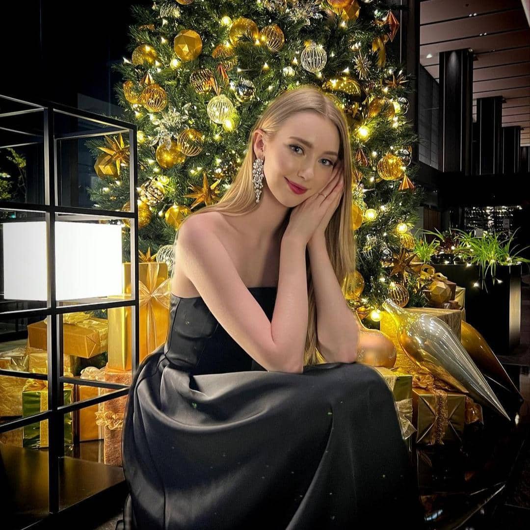 instagram.com/jasminselberg