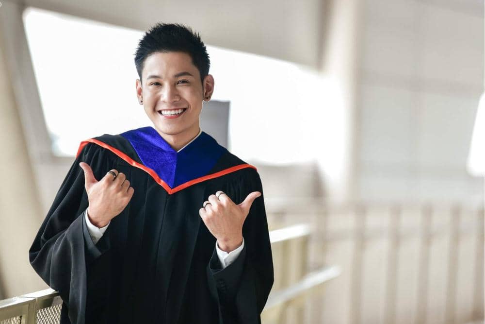 twitter.com/nini_whheart