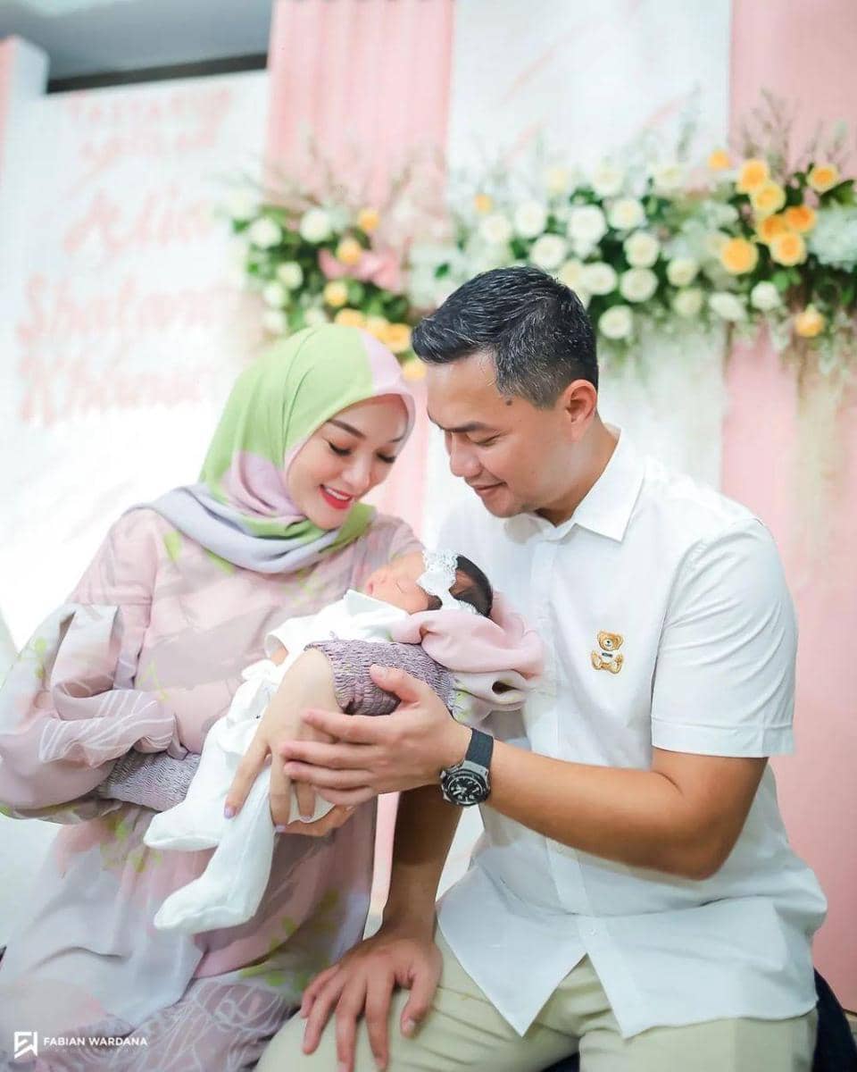 instagram.com/zaskia_gotix