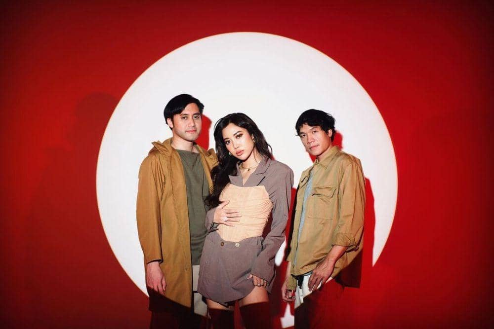 instagram.com/vierratale