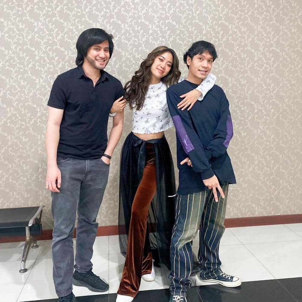 instagram.com/widikidiwdkdw