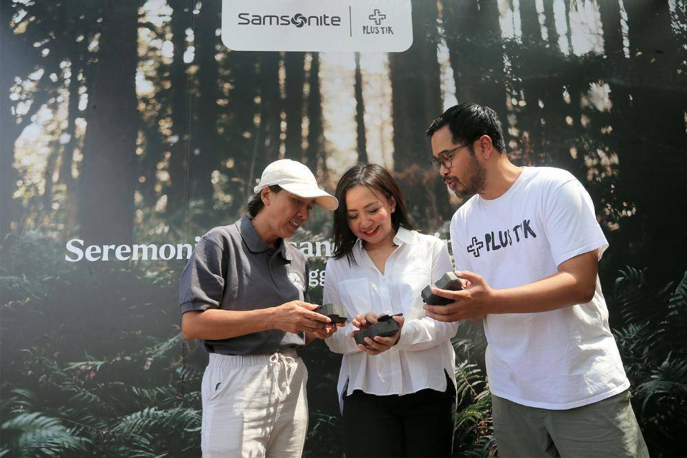 Samsonite Aspal 100 Ribu Paving Block untuk Lindungi Hutan Mangrove