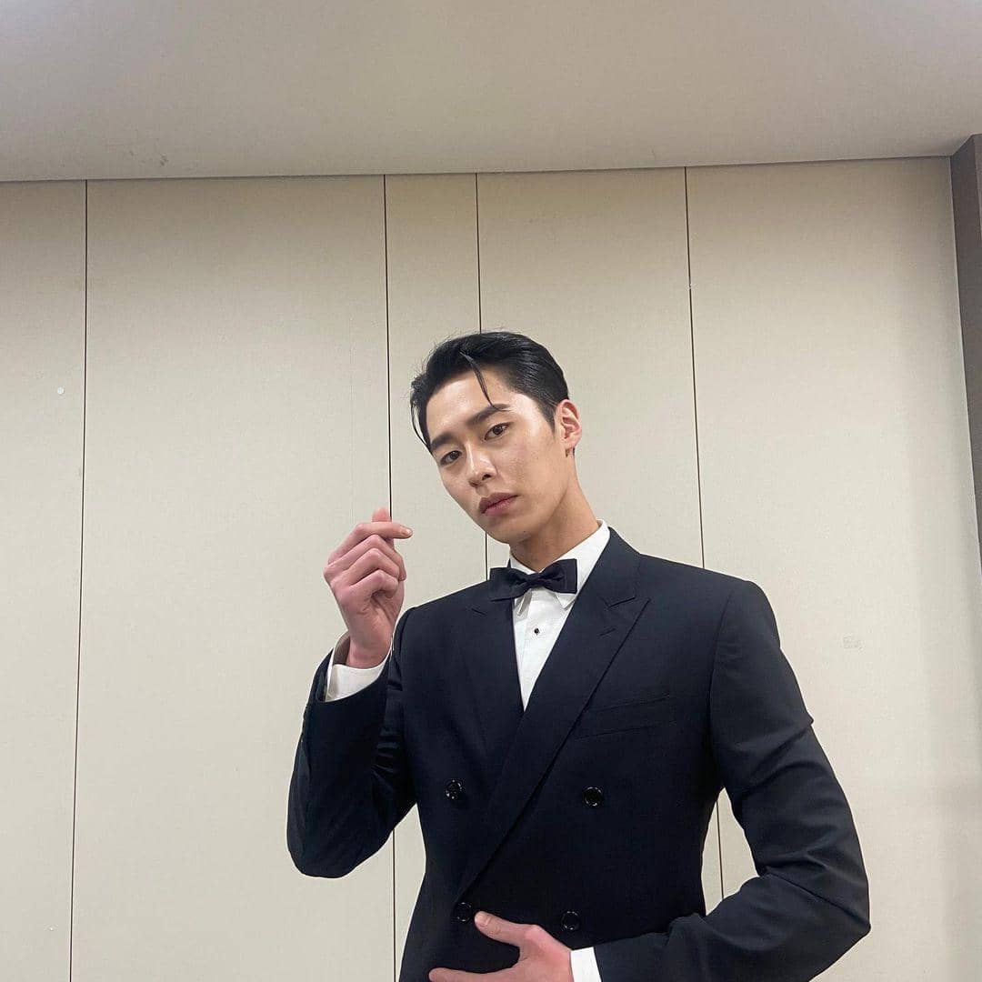 instagram.com/jxxvvxxk