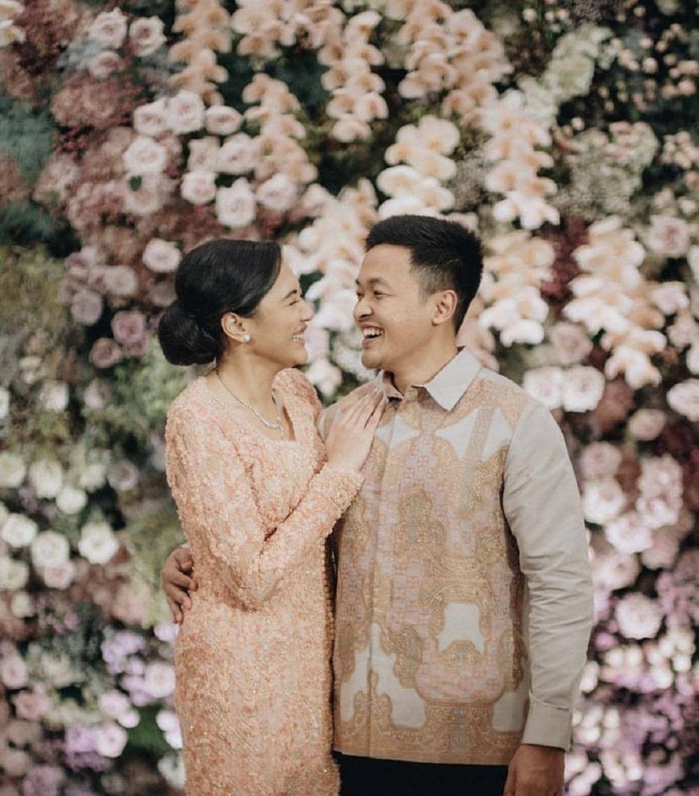 Instagram.com/putri_tanjung