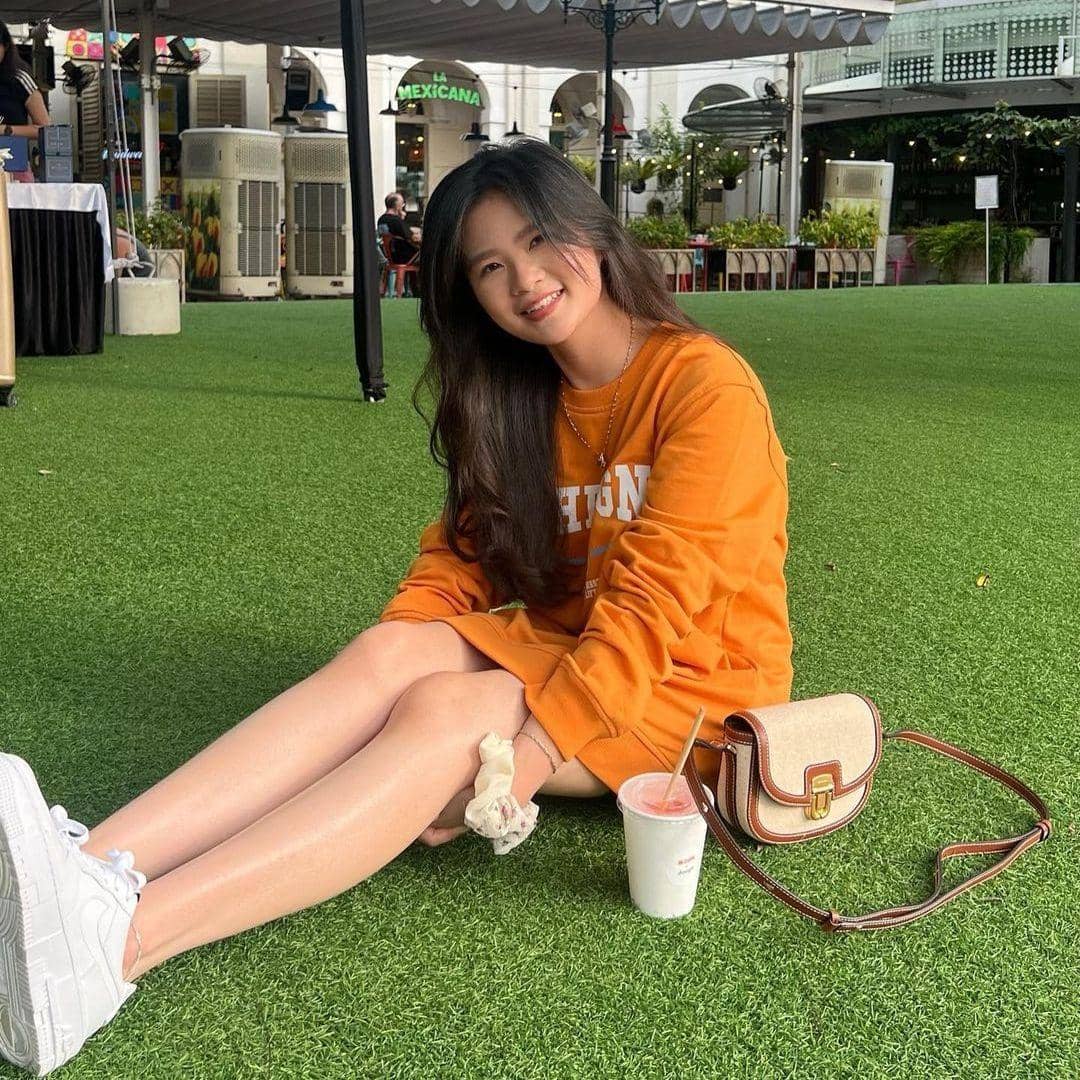 instagram.com/feliciatissue