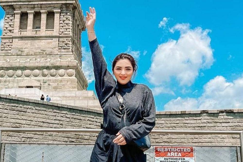 instagram.com/ashanty_ash