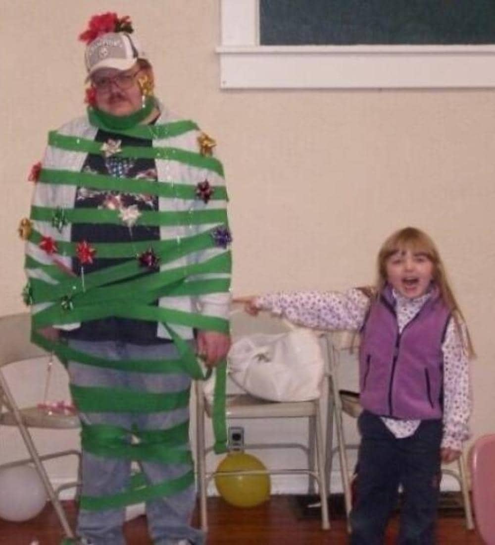 instagram.com/awkwardfamilyphotos