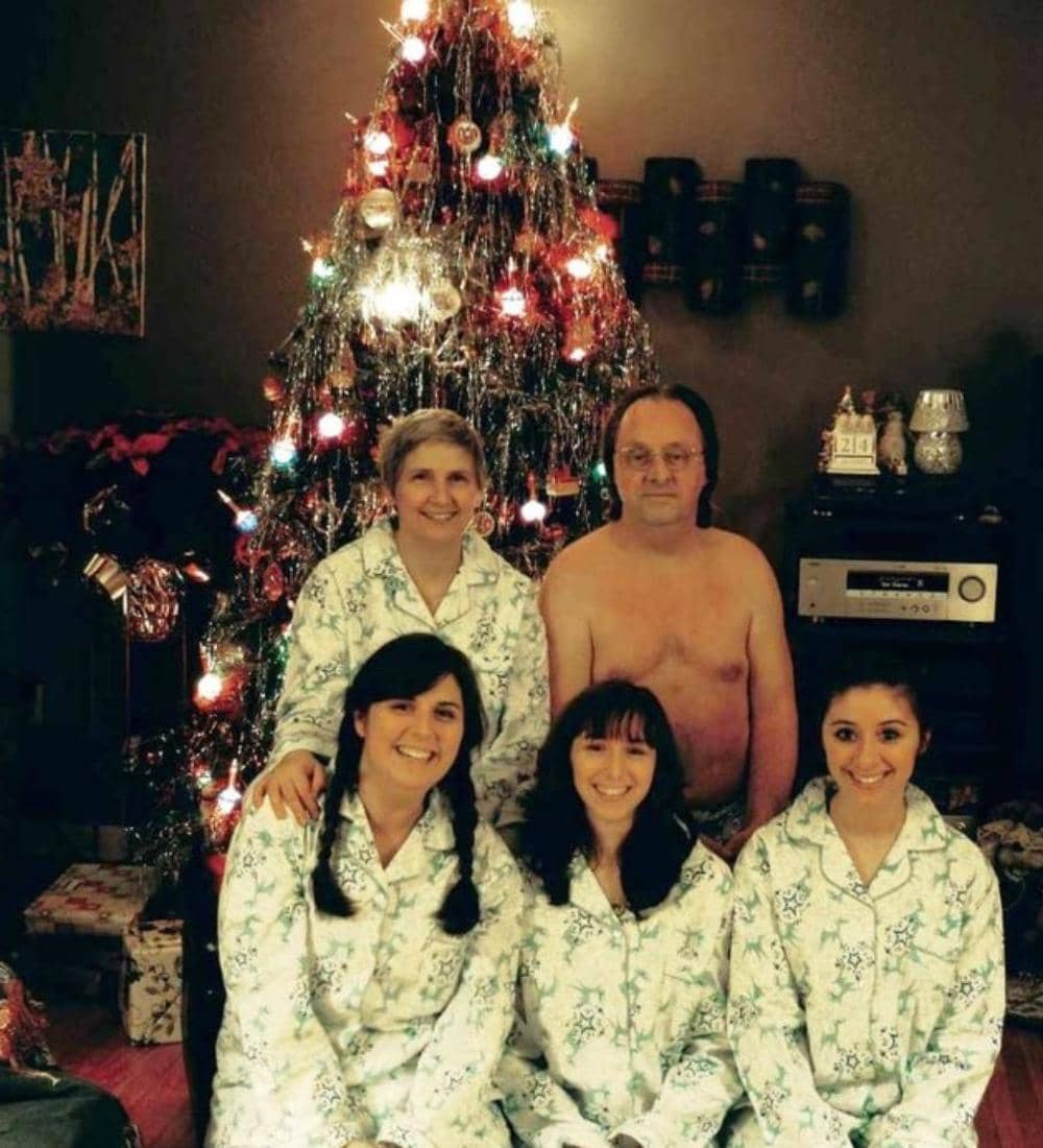 instagram.com/awkwardfamilyphotos