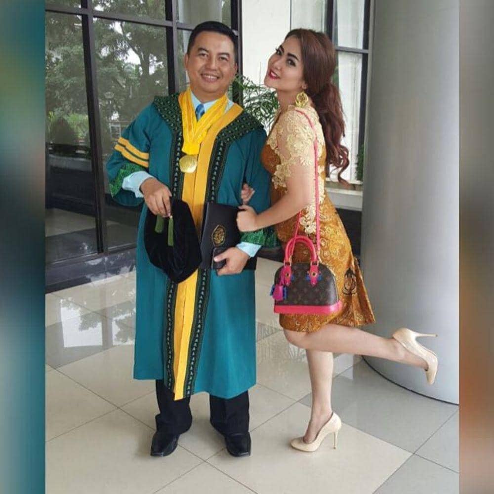 instagram.com/vegadarwanti123