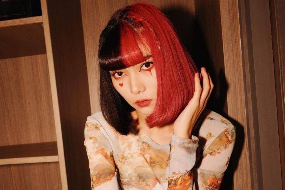 instagram.com/isyanasarasvati