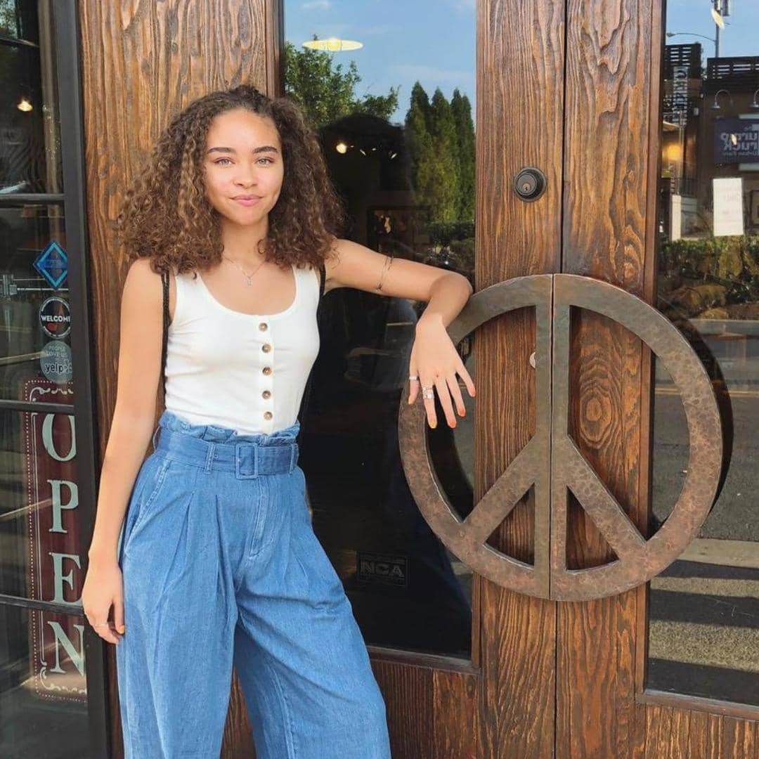 instagram.com/baileybass