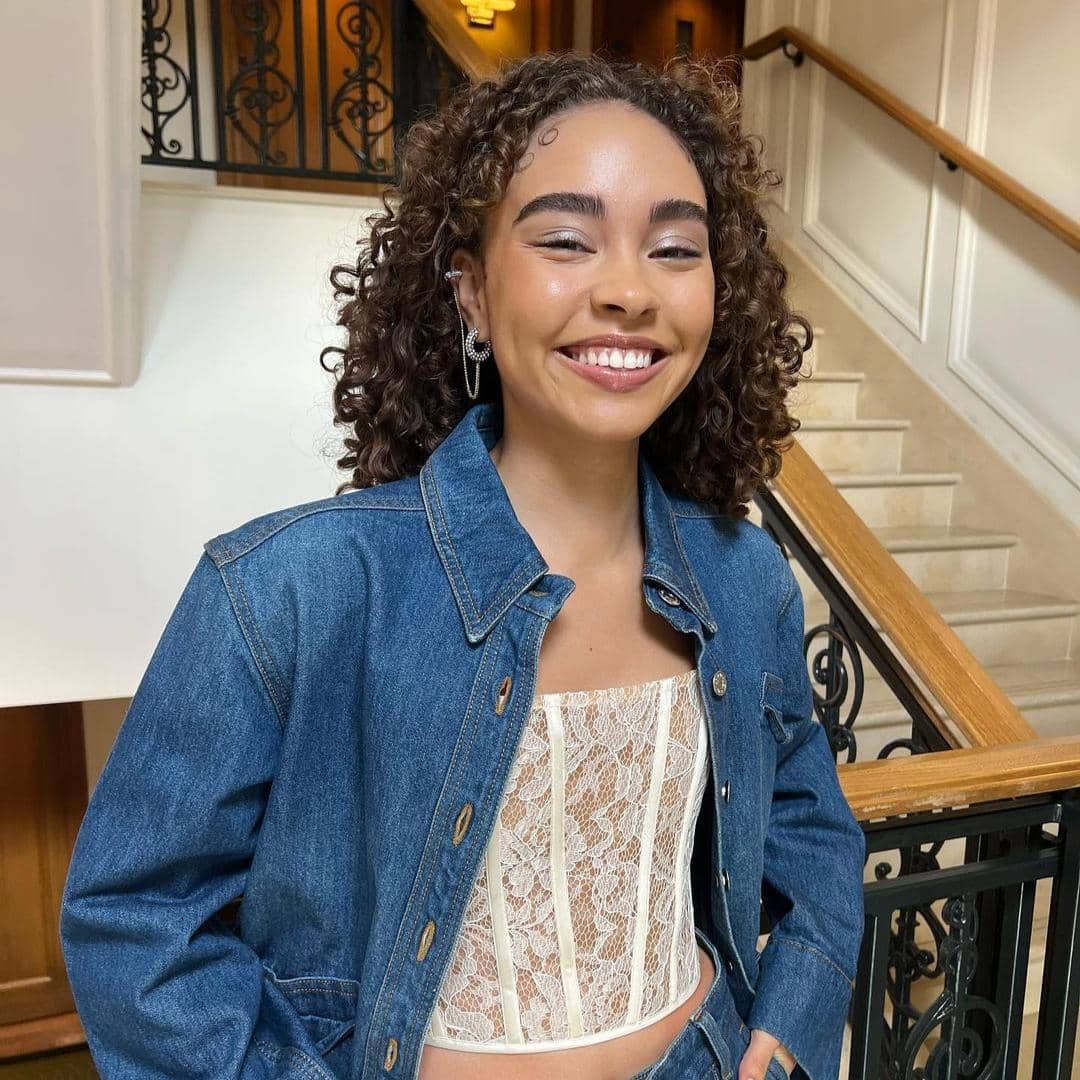 instagram.com/baileybass